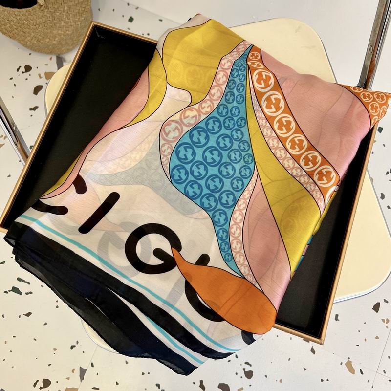 Gucci silk scarf 90-180cm  E14 (14)